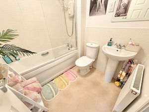 Strawberry Park Whitby